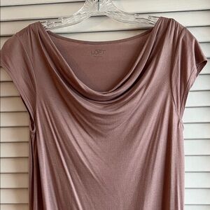 LOFT Dusty Pink Draped Front Cap Sleeve Top. Size Small. EUC.
